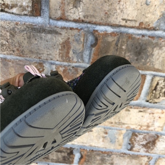 Lands End Suede Fabric Floral Green Bungee Cord Close Toe Women Sport Sandal 9B - Picture 13 of 14